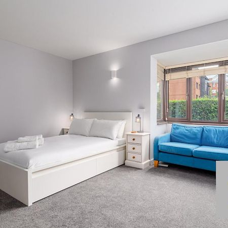 Апартаменти Guestready - Cosy Wimbledon Studio Flat Лондон Екстер'єр фото